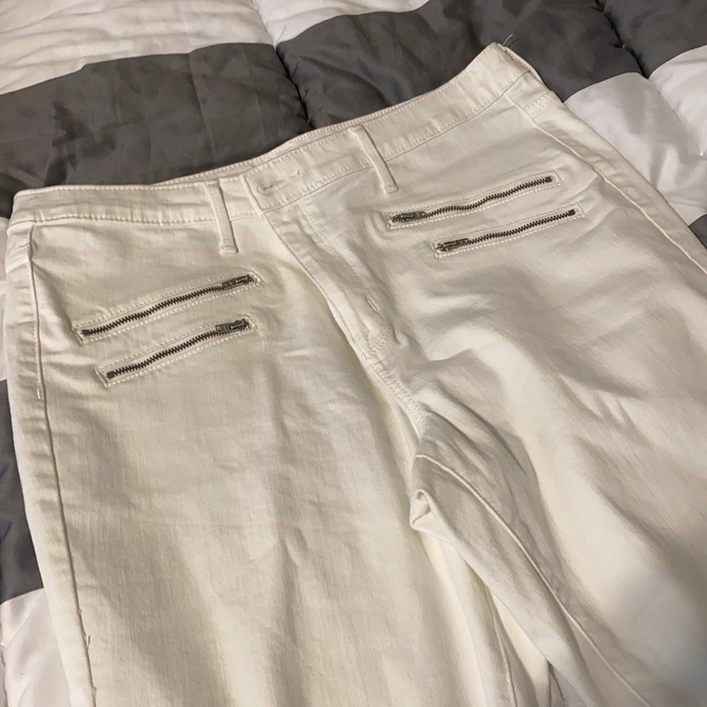 White high rise skinny jeans